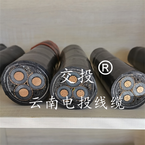 dircabinetryandmore.com